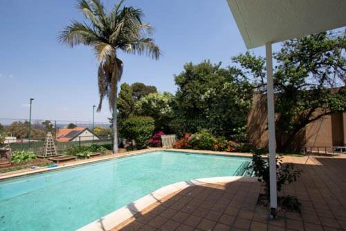 Pine Park Garden Cottages 约翰内斯堡 外观 照片